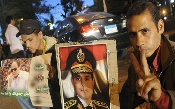   مصر اليوم - المتحدّث العسكريّ يُحذِّر من وجود أشخاص يستغلون اسم القوّات المسلّحة